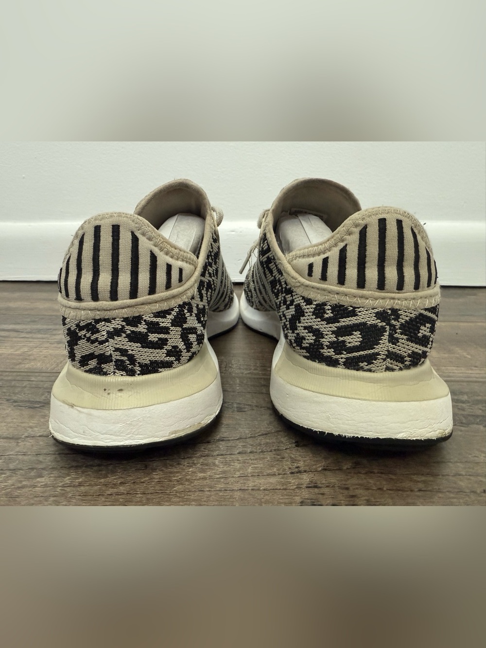 Adidas Swift Run Black and Cream Leopard Knit Low-Top Sneakers 9 - Picture 6 of 8